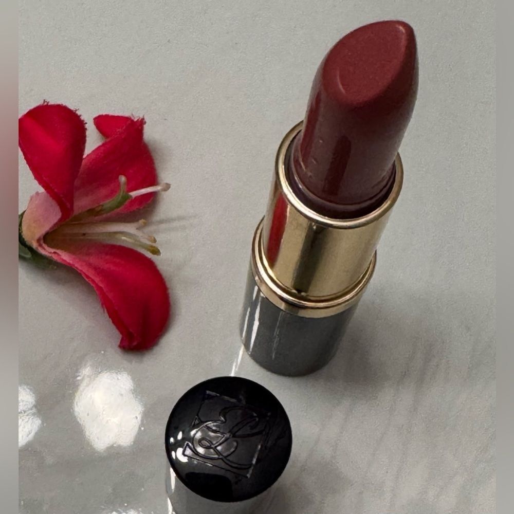 Never used! Estée Lauder Pure Color lipstick! - Picture 3 of 8